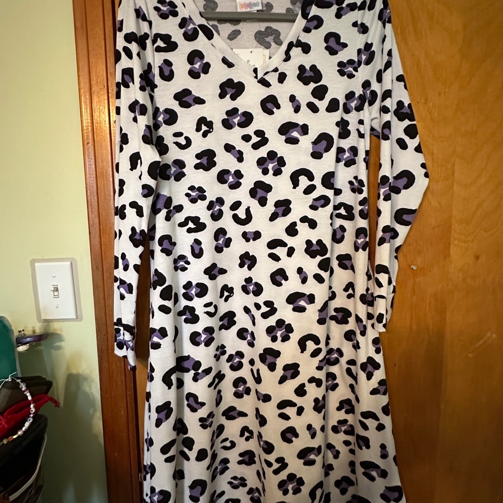 LuLaRoe Emily: Purple and Black Leopard Print